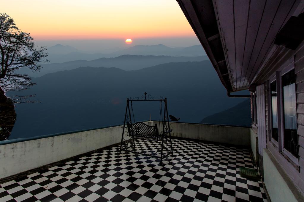 เซ็นทรัล เกลนอีเกิลส์ เฮอริเทจ รีสอร์ต Hotel ดาร์จีลิง ภายนอก รูปภาพ